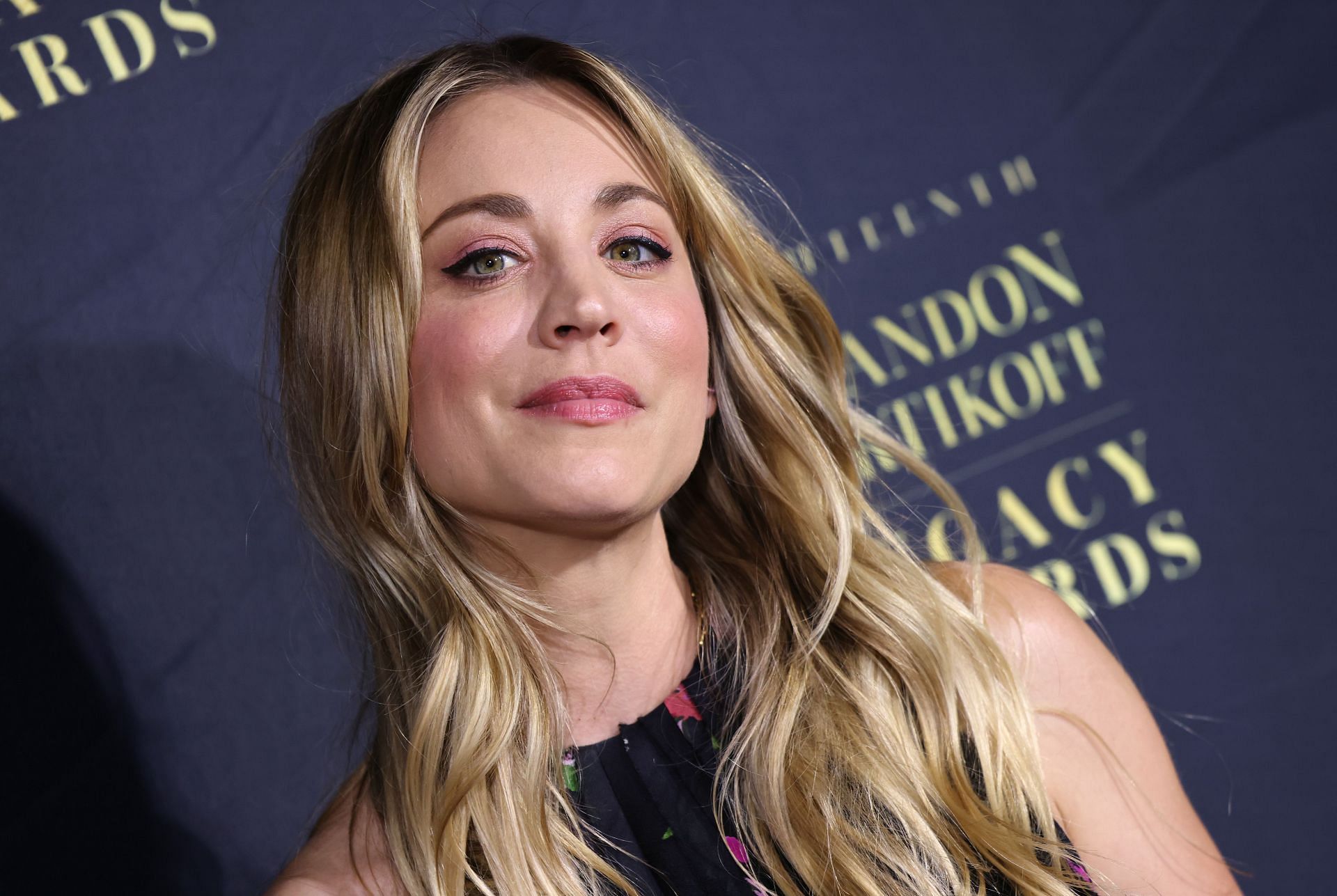 Cuoco plays Katy in Burning Bodhi (Image via Getty)